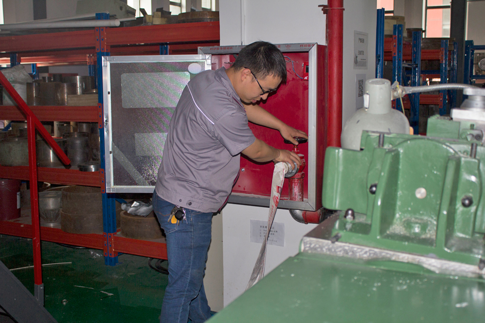 在线人人车操人人看视频-国产亚洲欧美在线一区二区-少妇BBBBB高潮-欧美黑人又粗又大又爽免费-电影《色戒》未删减版公司2020年消防安全演习